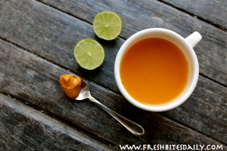 An anti-inflammatory golden tea, ready for your office, ready for the road